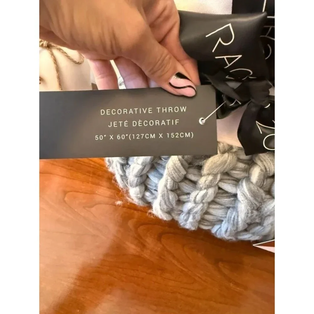 Gray Chunky Throw Blanket